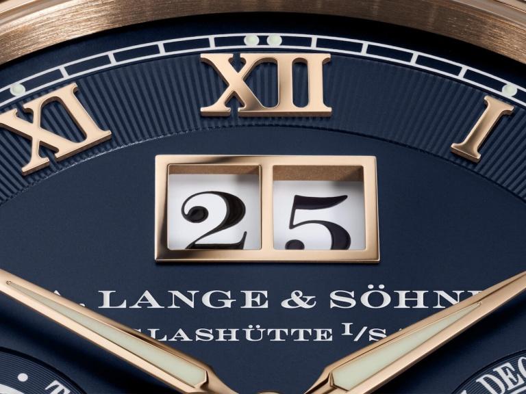 A. LANGE & SOHNE SAXONIA LANGEMATIK PERPETUAL 38.5mm 310.037 Blue