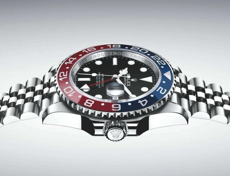 ROLEX OYSTER PERPETUAL GMT-MASTER II 40mm 126710 BLRO Black