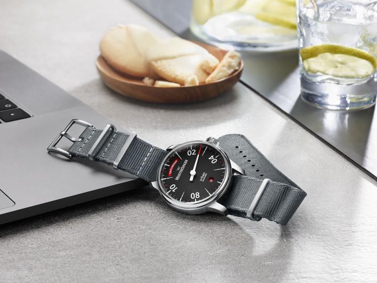 MEISTERSINGER FORM AND STYLE URBAN DAY-DATE 40mm URDD902 Black