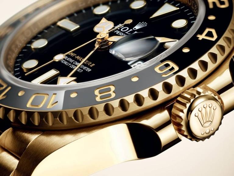 ROLEX OYSTER PERPETUAL GMT-MASTER II 40mm 126718GRNR Black