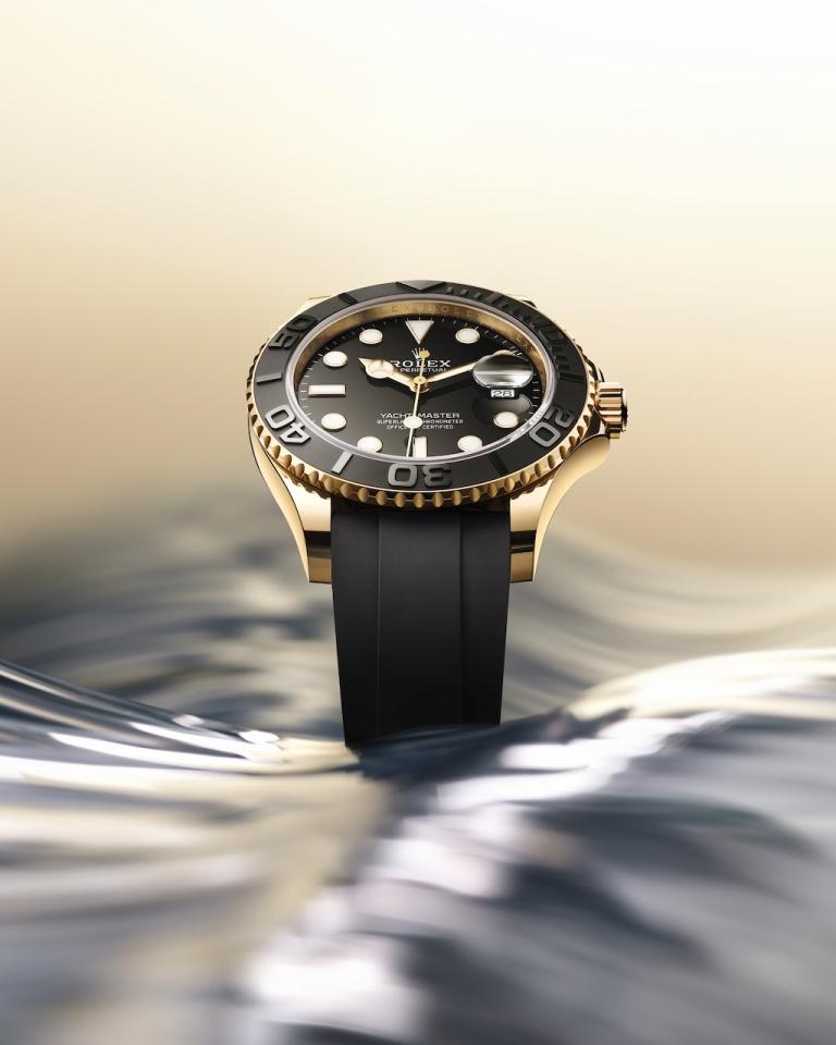 ROLEX OYSTER PERPETUAL YACHT-MASTER 42mm 226658 Black